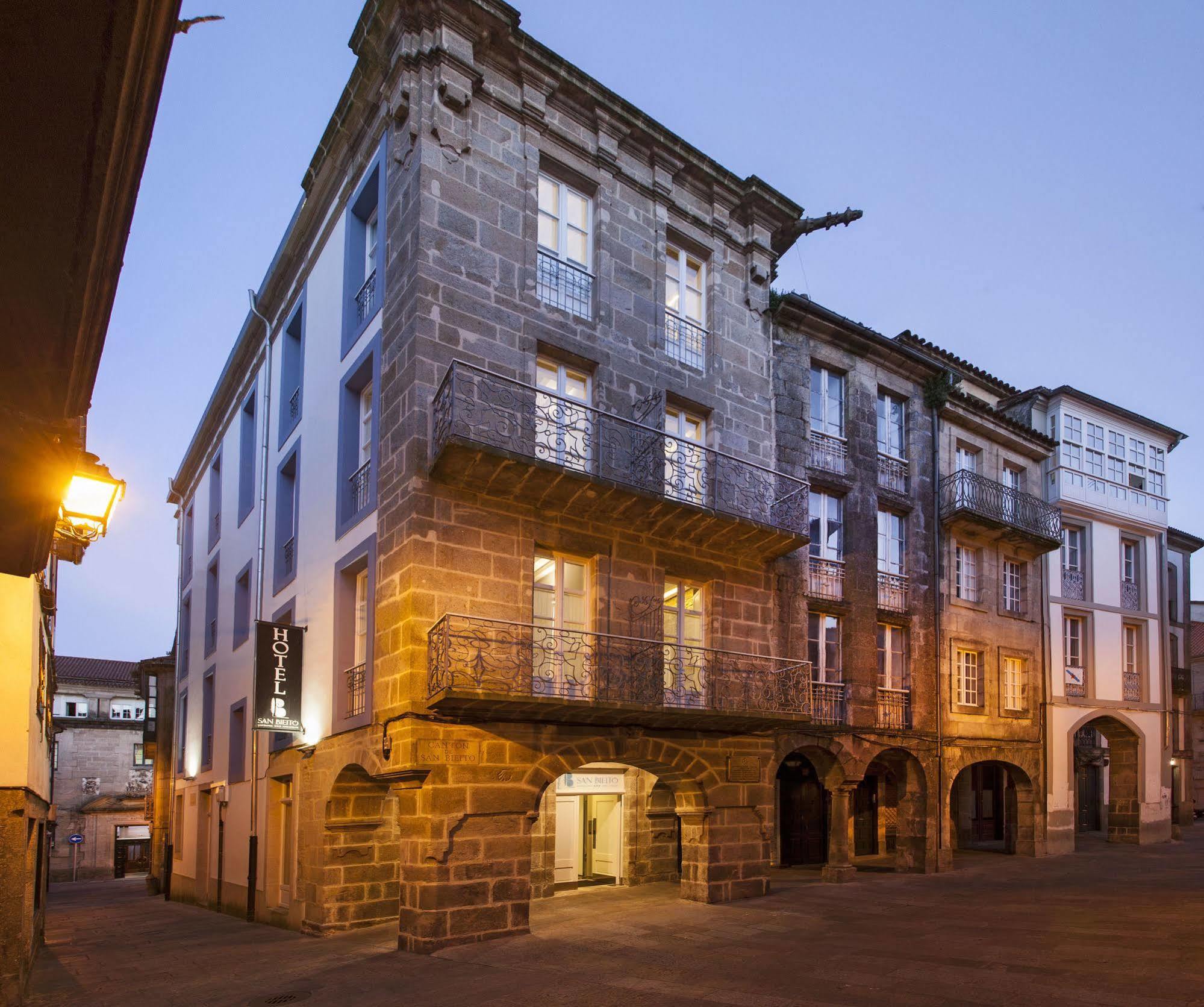 Hotel Alda San Bieito Santiago de Compostela Exterior photo