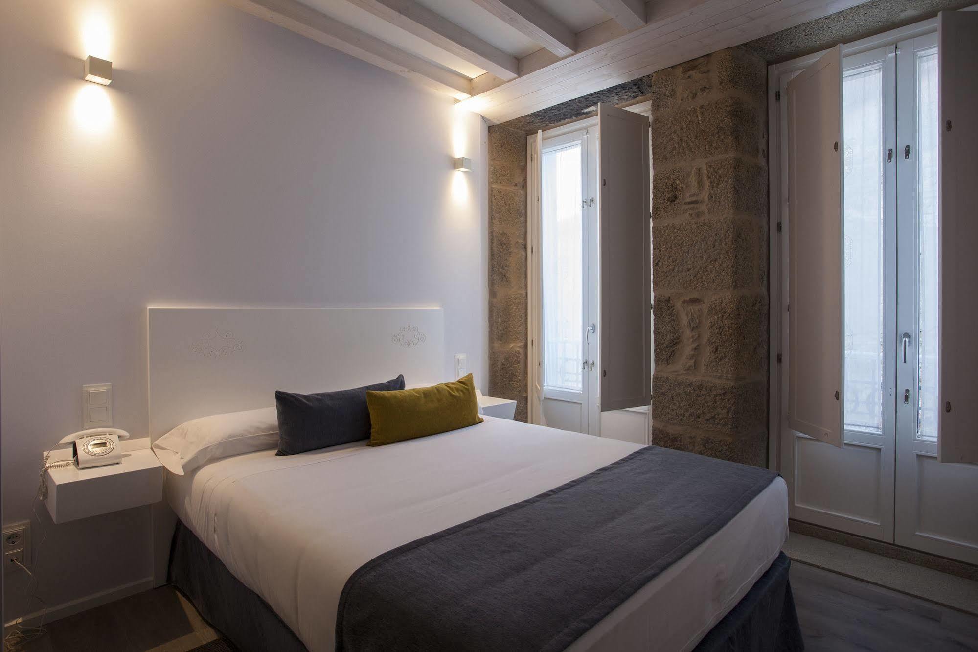Hotel Alda San Bieito Santiago de Compostela Exterior photo